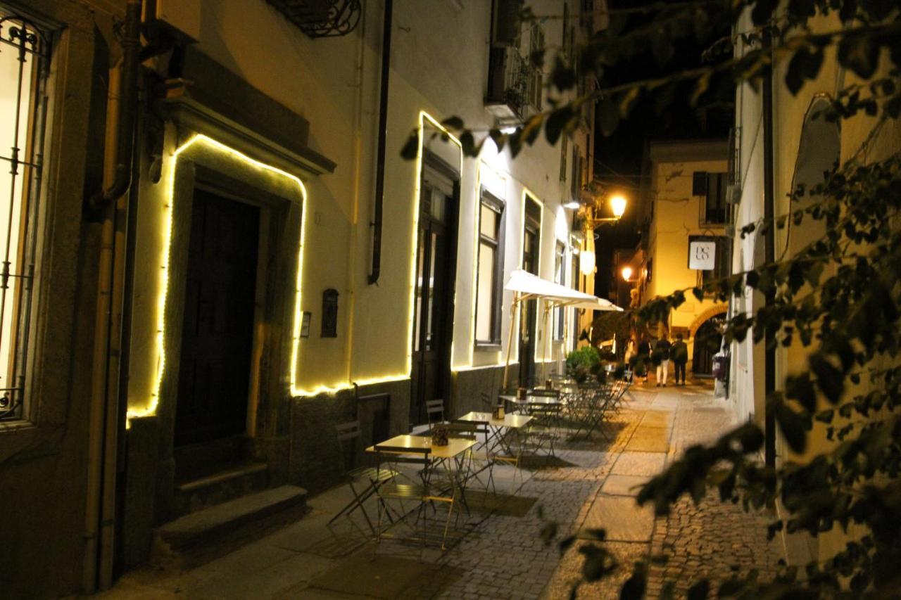 Appartamento Con Terrazza Nel Centro Storico. Cuneo Exterior photo